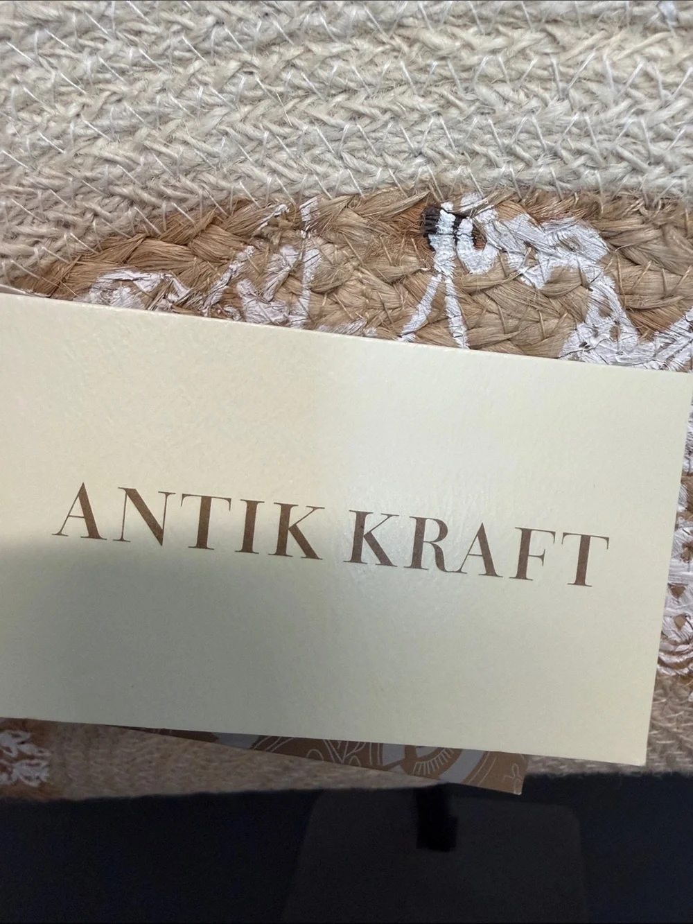Antik Kraft | Jute Half-Moon Vacation Summer Bag w/ Bamboo Handles